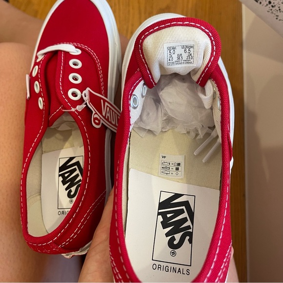 NWT Vans Vault OG Authentic LX in red / true white - Picture 10 of 16